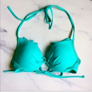 **SOLD** Victoria’s Secret Bikini Top